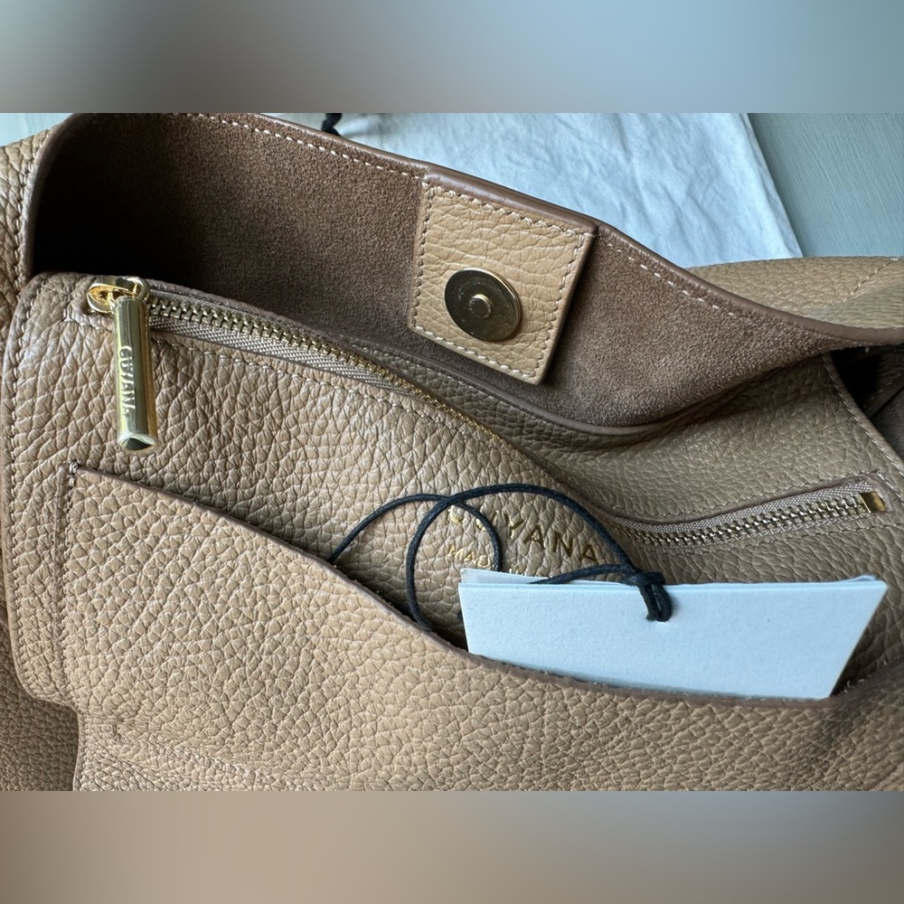 NWT Cuyana Oversized Double Loop Bag in Cappucino - Picture 11 of 17